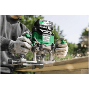 plunge router